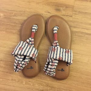 Sanuk yoga sling sandals size 5